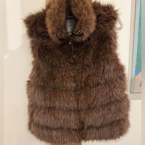 Avec Les Filles fur vest. XS. Worn once